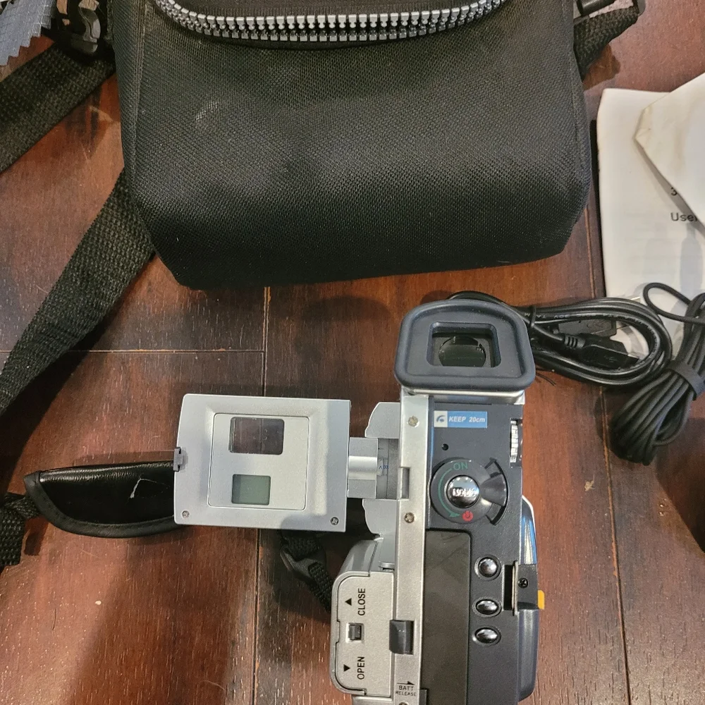 Digital camera 300K Pixels